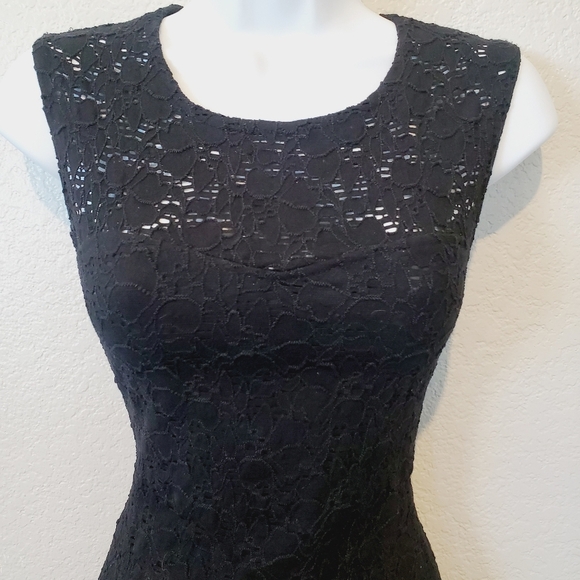 💚5/$25 Poof! Black Stretchy Lace Overlay Bodycon Mini Dress Size Small Tight - Picture 2 of 8